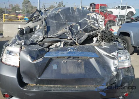 2010 Toyota Highlander Base V6 z USA, uszkodzony, nr VIN 5TDZK3EH1AS004283